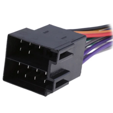 ISO kabl za autoradio Univerzalni ISO konektor kablova Za priključenje napajanja i zvučnika Boja žica je u skladu sa ISO standardom Materijal: plastika Dimenzije: 170 x 35 x 28mm
