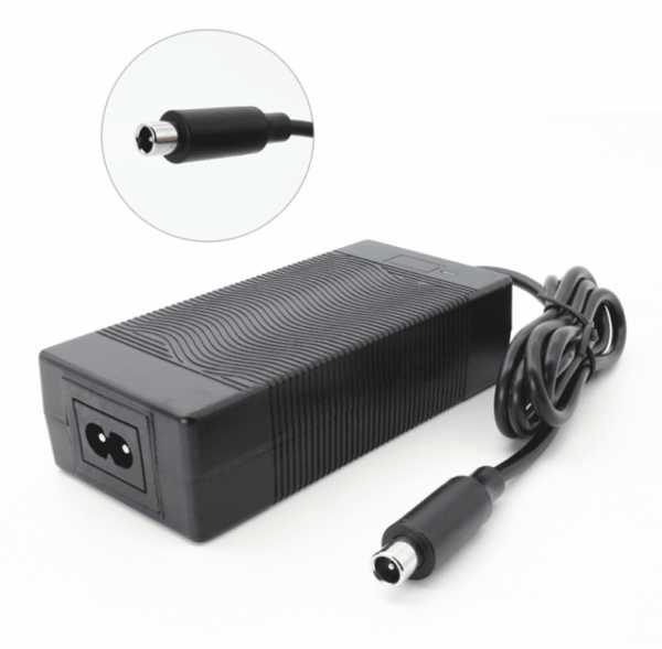Punjač za električni trotinet 42V 1.5A 5.5x2.1