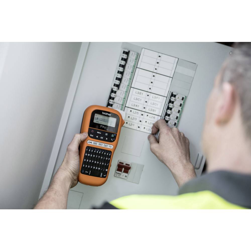 Brother P-Touch E110 – Profesionalni ručni štampač nalepnica za elektro i industrijsku primenu - Image 3