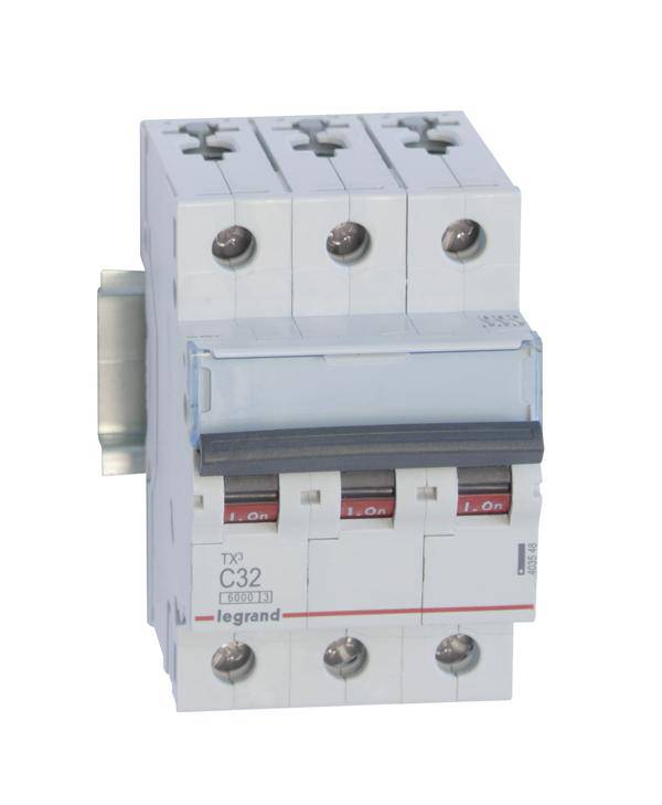 Legrand 403548 automatski osigurac C 32 A 400 V 6 kA