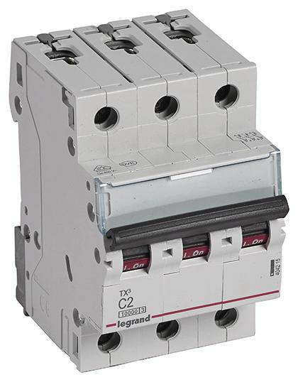 Legrand 404215 automatski osigurac C 2 A 400 V 10 kA