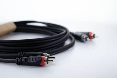 Cordial audio priključni kabl 0,50 m crna muški RCA konektor