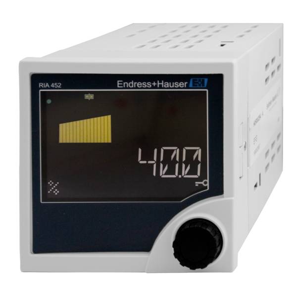Endress+Hauser RIA452 digitalni ugradni merni instrument struja (2989202)