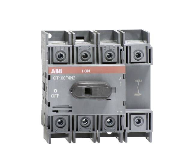 ABB OT100F4N2 4-polni 115 A 750 V IP20